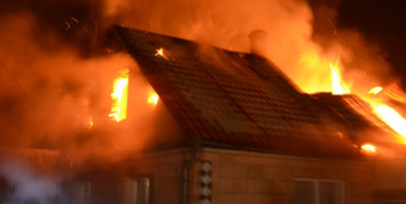 На Рівненщині палав житловий будинок 